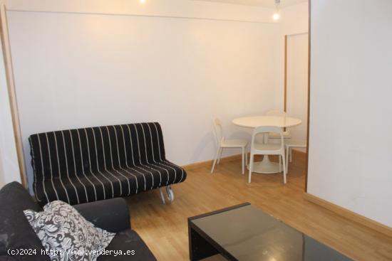 APARTAMENTO REFORMADO EN AVDA. FINISTERRE - A CORUÑA