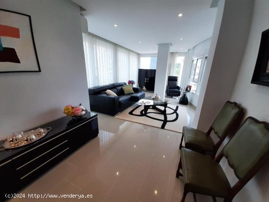 Apartamento en perfecto estado a 50m de la playa Levante www.inmobiliarialesdunes.com - ALICANTE