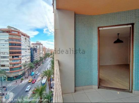 ALQUILER DE EXCELENTE VIVIENDA REFORMADA SIN AMOBLAR EN PLENO CENTRO - ALICANTE