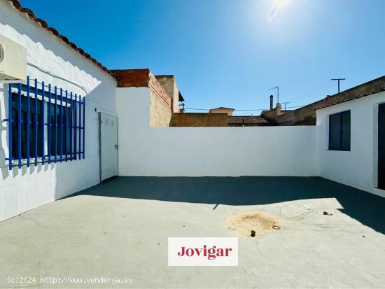  CASA EN VENTA CON UNA ESTUPENDA UBICACION - MURCIA 