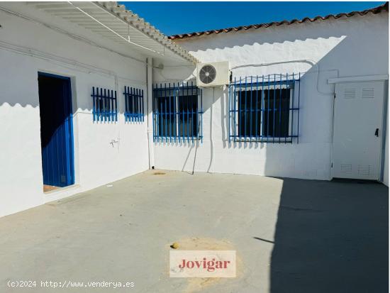 CASA EN VENTA CON UNA ESTUPENDA UBICACION - MURCIA