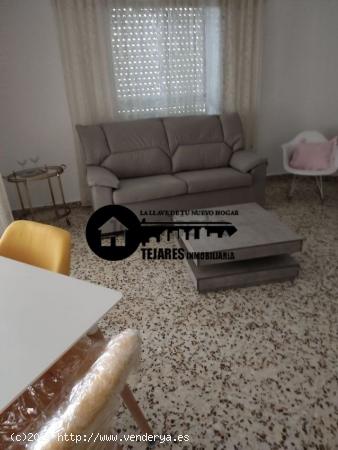  Inmobiliaria Tejares Vende Estupendo piso en zona Feria-Villacerrada - ALBACETE 