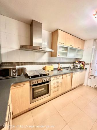 KASAURBANA ofrece en VENTA chalet ADOSADO en zona HISPANOAMÉRICA - VALDEMORO - MADRID