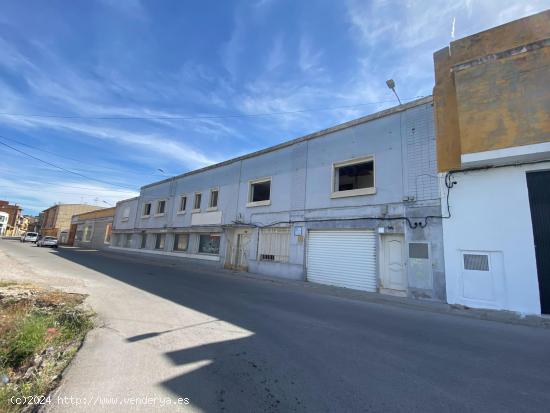 ¡¡SIN COMISIÓN AL COMPRADOR!! NAVE INDUSTRIAL EN VENTA EN CASTELLÓ DE LA RIBERA - VALENCIA