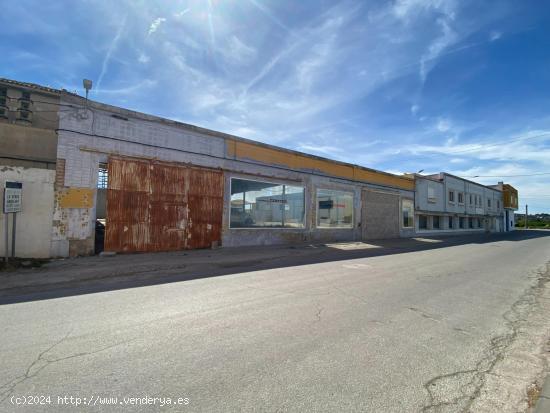 ¡¡SIN COMISIÓN AL COMPRADOR!! NAVE INDUSTRIAL EN VENTA EN CASTELLÓ DE LA RIBERA - VALENCIA