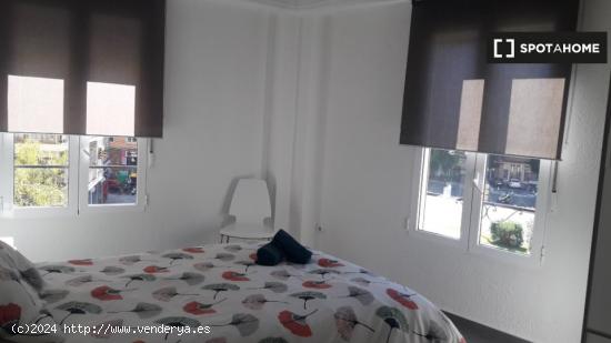 Piso entero de 3 habitaciones en valencia. - VALENCIA