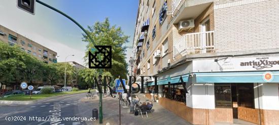 Estupenda plaza de garaje por la zona de avenida de Barcelona - CORDOBA