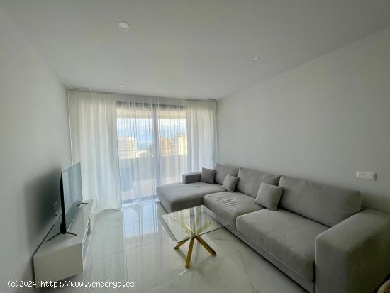 ¡ALQUILER PARA TODO EL AÑO! Precioso apartamento en Playa de Poniente - ALICANTE