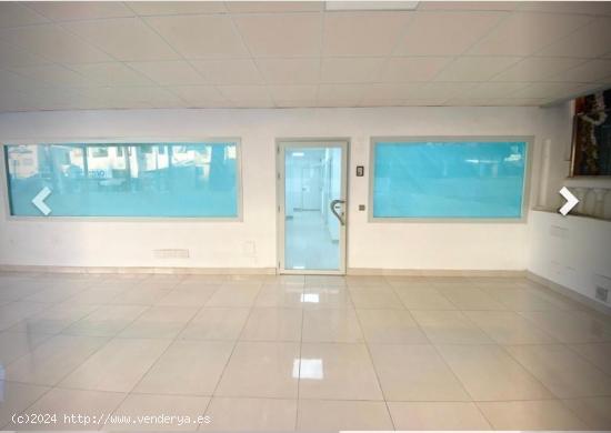 Local comercial en Alquiler Avda Palmeras - MALAGA