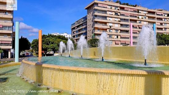  LUJOSO PISO CERCA DE FUENTE DE COLORES EN TEATINOS - MALAGA 