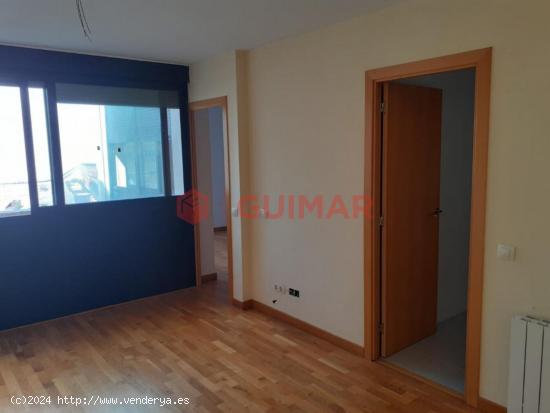  Piso en venta en L'Hospitalet De Llobregat -Barcelona - BARCELONA 