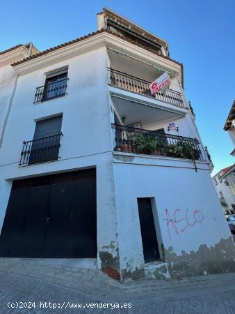 CASABANCO VENDE PISO DE TRES DORMITORIOS EN MONTÁNCHEZ. - CACERES