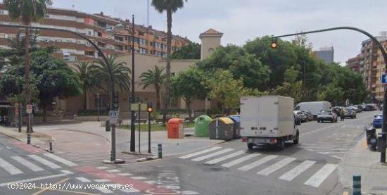  Venta de local comercial en la zona de Arrancapins. - VALENCIA 