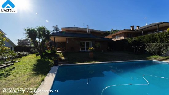 Chalet / Torre en venta  en Ametlla del Vallès, L - Barcelona