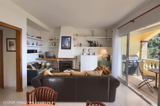 Unifamiliar adosada en venta  en Begur - Girona