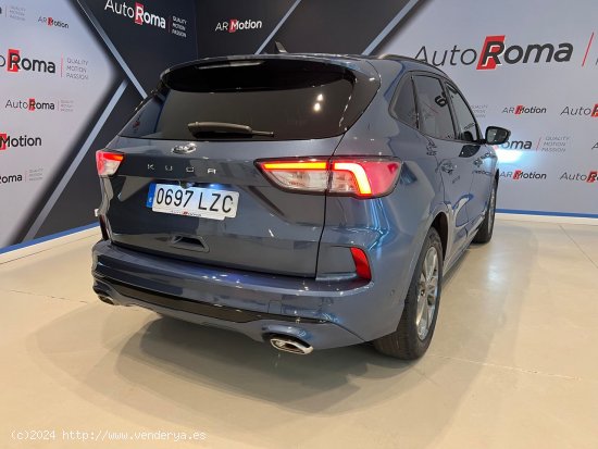 Ford Kuga STLine 1.5T 150cv Ecoboost, AÑO 2022 - Sant Cugat del Vallès