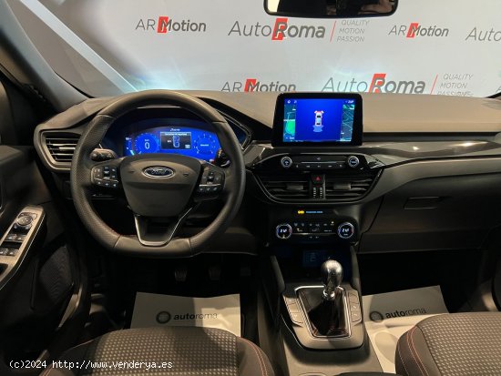 Ford Kuga STLine 1.5T 150cv Ecoboost, AÑO 2022 - Sant Cugat del Vallès