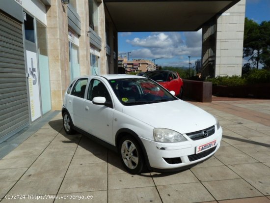 Opel Corsa Corsa Club 1.2 16v 5p. muy muy bien cuidado, kilómetros garantizados - Montcada i Reixac