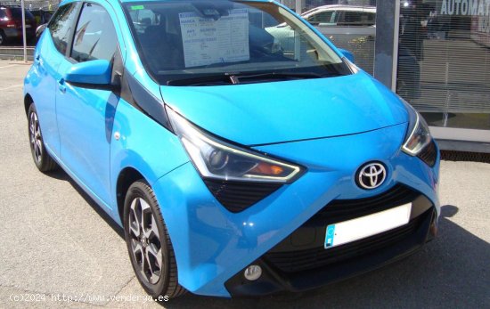 Toyota Aygo X-PLAY 1.0 VVT 72 CV 5 P - Mollet del Vallès