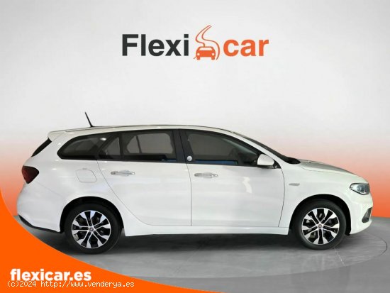 Fiat Tipo SW 1.3 Multijet 70kW (95CV) Mirror - Sevilla