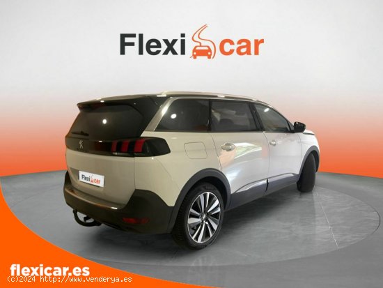 Peugeot 5008 Allure 1.2L PureTech 96kW (130CV) S&S - Esplugues de Llobregat