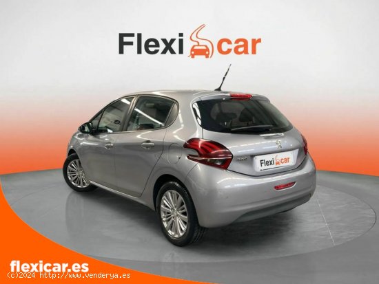 Peugeot 208 5P Signature 1.2L PureTech 60KW (82CV) - Fuenlabrada