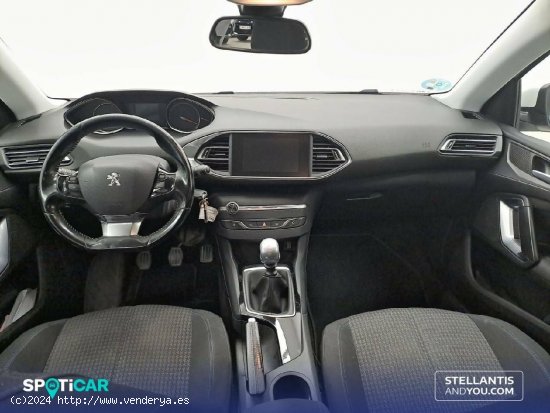 Peugeot 308  SW  1.2 PureTech 96KW (130CV) S&S Style - Huelva