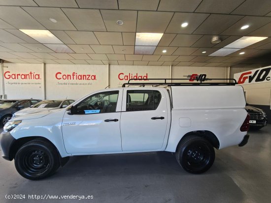 Toyota Hilux 2.4 D-4d Cabina Doble Gx - CUENCA