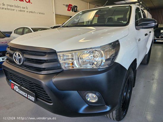 Toyota Hilux 2.4 D-4d Cabina Doble Gx - CUENCA