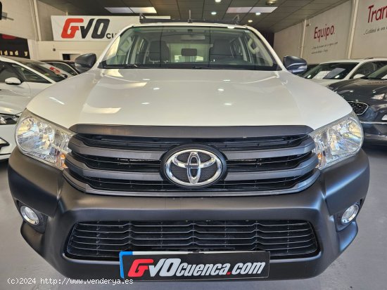 Toyota Hilux 2.4 D-4d Cabina Doble Gx - CUENCA