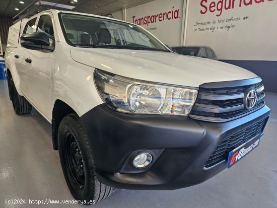 Toyota Hilux 2.4 D-4d Cabina Doble Gx - CUENCA