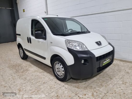  Peugeot Bipper 1.4 hdi de 2015 con 300.000 Km por 3.800 EUR. en Sevilla 