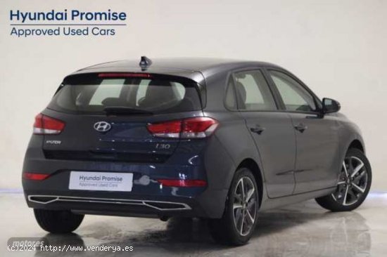 Hyundai i30 1.5 DPI Klass SLX 110 de 2023 con 7.786 Km por 19.500 EUR. en Alicante