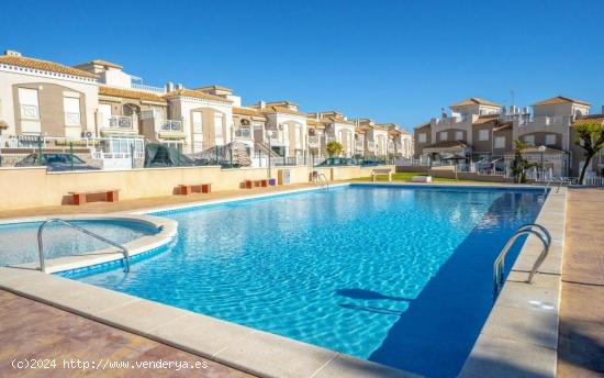  Bungalow bajo , SUR , 2 dormi, Altos de la Bahia Aguas Nuevas ,Torrevieja - ALICANTE 