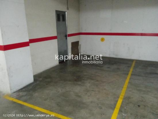  Plaza de parking con trastero a la venta en Xàtiva - VALENCIA 