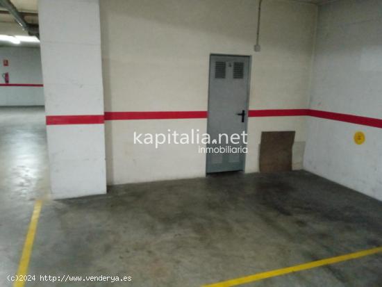 Plaza de parking con trastero a la venta en Xàtiva - VALENCIA