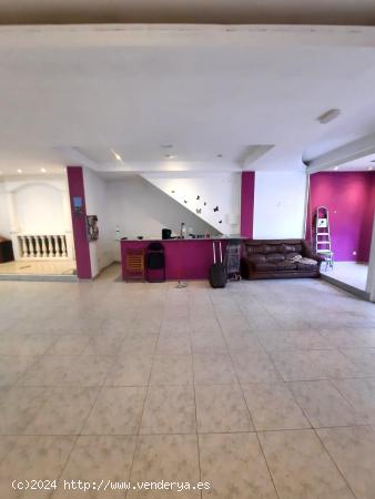 ¡Doble oportunidad de inversión! Piso y local comercial en venta - BARCELONA