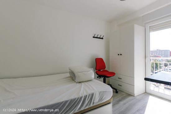 Piso en alquiler por habitaciones - VALENCIA