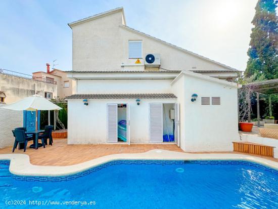  Preciosa casa ideal para una gran familia ubicada cerca de la Playa, de Renfe y Comercio. Visitala.  