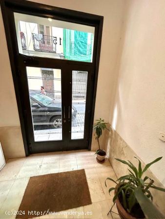 AVC INMOBILIARIO VENDE PISO - MADRID