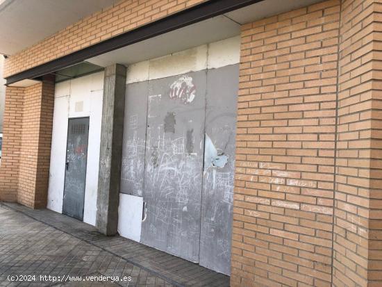 LOCAL COMERCIAL EN VENDA D'ENTITAT BANCARIA - BARCELONA