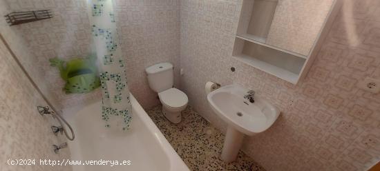 Piso a la venta en Puerto de Sagunto, 3 hab, 2 baños, balcón. - VALENCIA