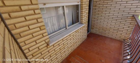 Piso a la venta en Puerto de Sagunto, 3 hab, 2 baños, balcón. - VALENCIA