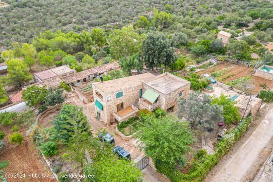 Finca rústica con piscina y garaje en Portol - BALEARES