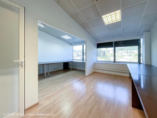 Oficinas junto a la N-II - BARCELONA