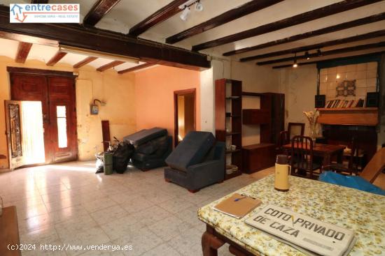 CASA PARA REFORMAR EN EL CENTRO DE ALBALAT DE TARONGERS. EXCELENTE OPORTUNIDAD. - VALENCIA