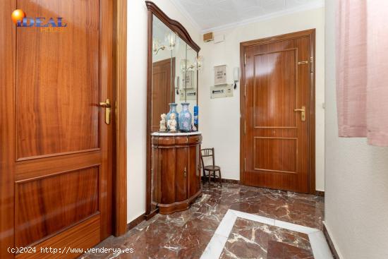 SE VENDE PISO EN COGOLLOS VEGA - GRANADA