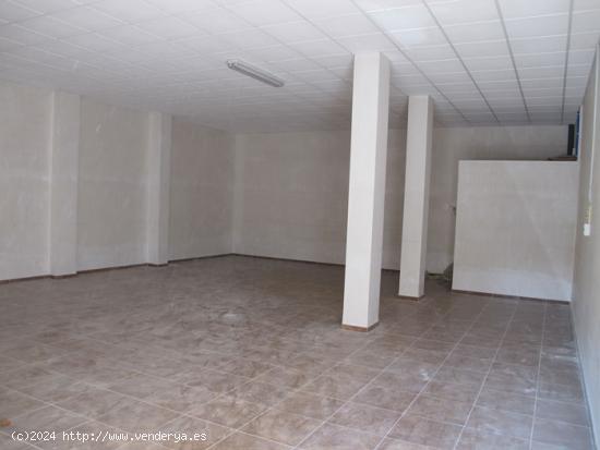 Local comercial en Roquetes zona Ferreries, - TARRAGONA