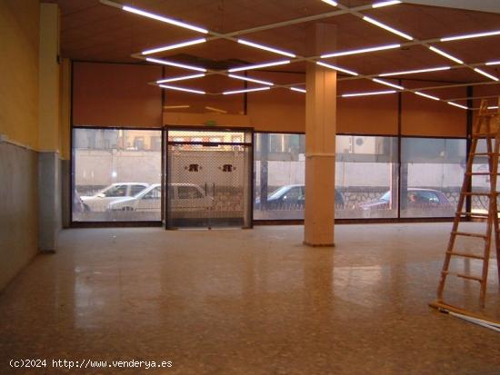  LOCAL COMERCIAL AL CENTRO DE TORTOSA DE 265m2 - TARRAGONA 