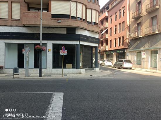 LOCAL COMERCIAL DE 180m2 AL CENTRE DE TORTOSA - TARRAGONA